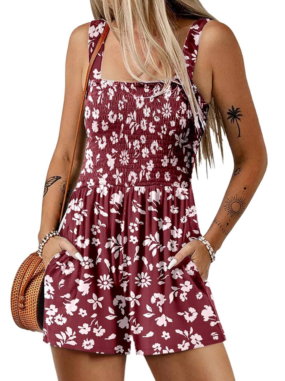 🏝️LAST DAY SALE 50% OFF💃Women's Summer Square Neck Sleeveless Loose Casual Short Smocked Romper🔥