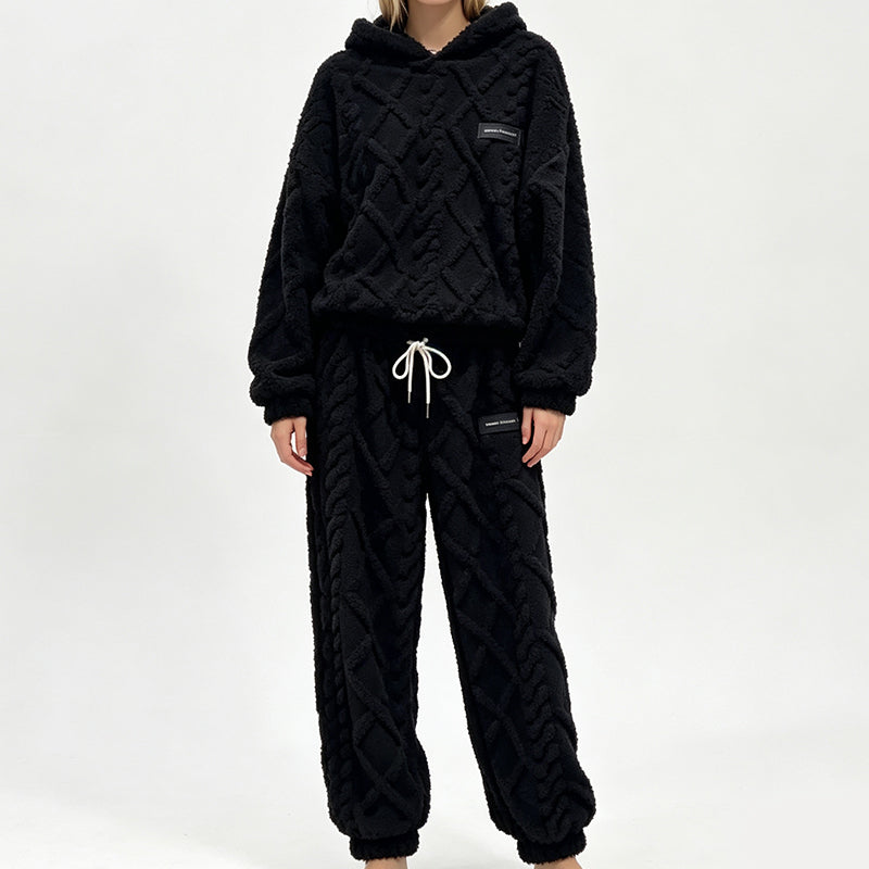 ⏳LAST DAY SALE ONLY ￡23.99!!🔥🍂 Embossed Geometric Plush Set – Cozy Soft Loungewear Set for Women